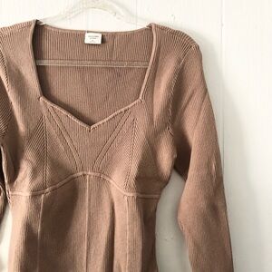 Abercrombie & Fitch long-sleeve sweetheart sweater bodysuit